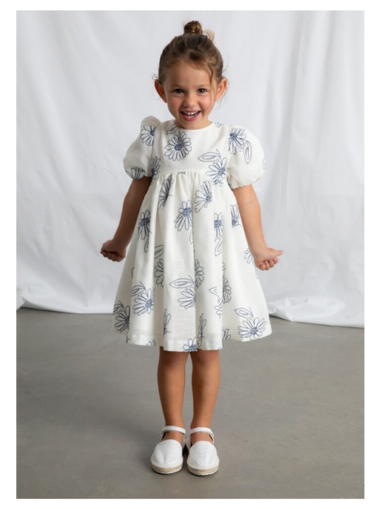 Jurk off-white met blauwe bloemen - MAYORAL 